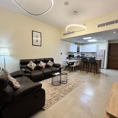 Trinity Holiday Homes - Spacious Modern Living 1Br & 2Br Unique Apartment Dubai Exterior photo